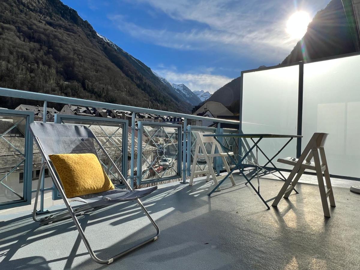 Centre Ville, T2 Avec Terrasse Et Parking Couvert. Cauterets Exteriör bild
